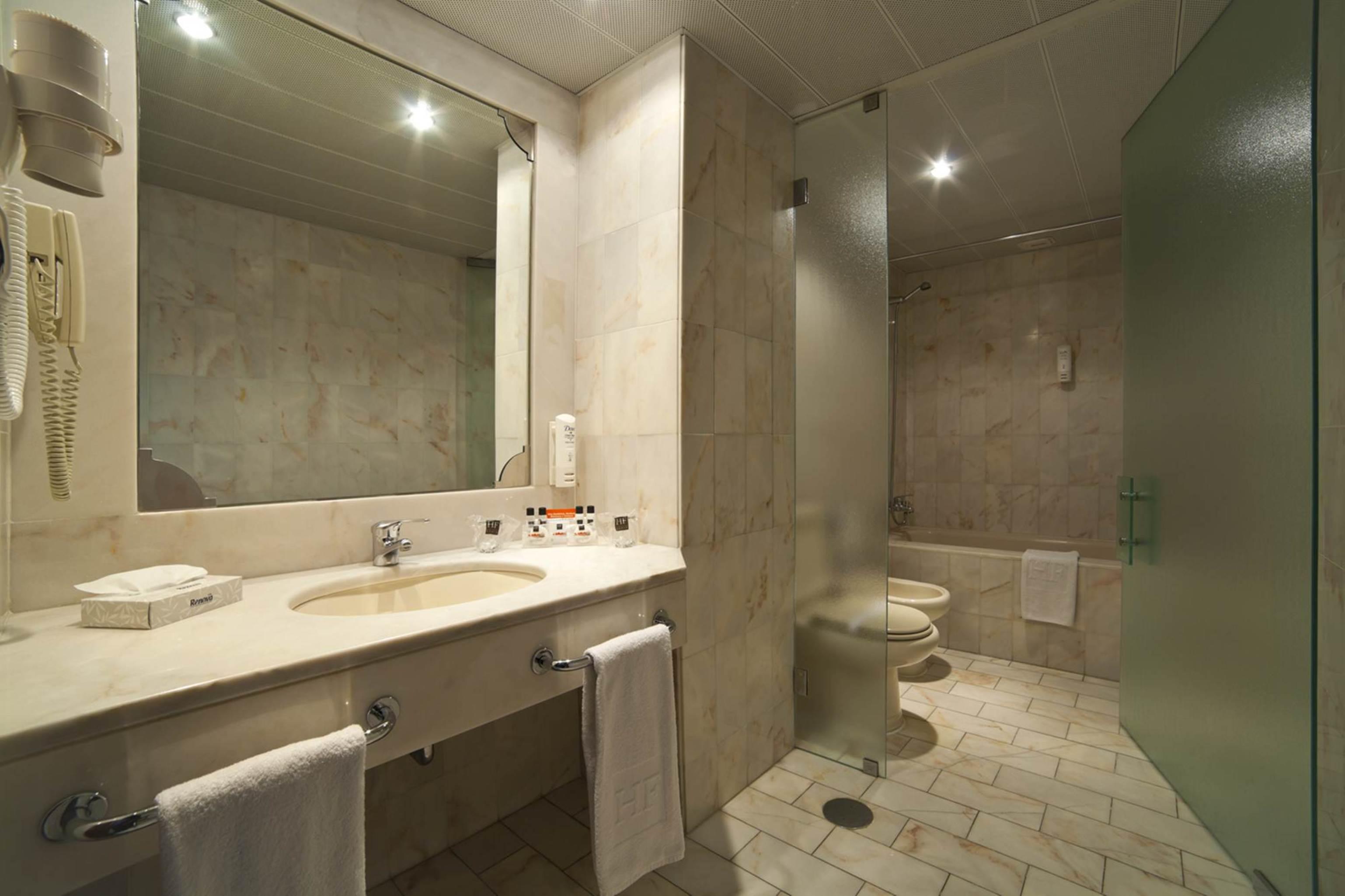 Hf Fenix Porto Hotel Room photo